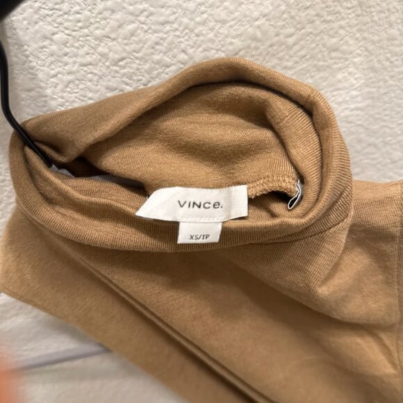 NWOT Vince Wool Sleeveless Turtleneck Stretch Top Camel Tan, size XS - Picture 3 of 3